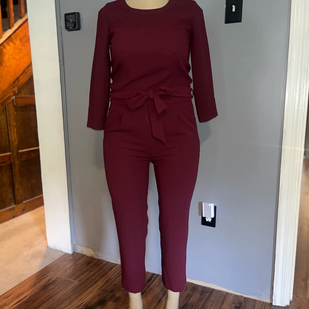Madewell Burgundy Jumpsuit Sleek Modern Design - 8